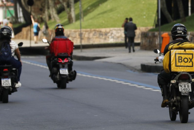 Violência contra entregadores tem herança escravista, diz pesquisador