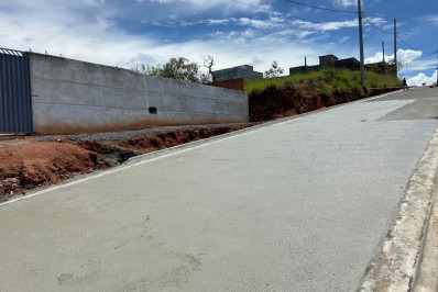 Obras de reestruturação do bairro Santa Therezinha avançam