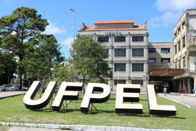 Universidade gaúcha cassa títulos concedidos a Médici e Passarinho