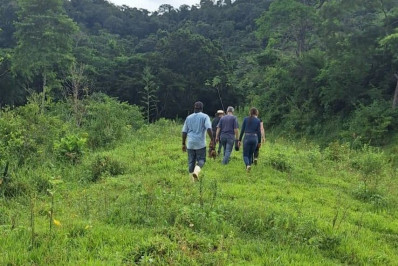 Prefeitura promove atendimento a produtores e pescadores do município