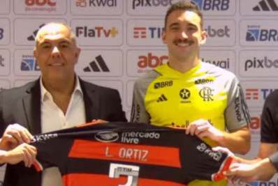 Léo Ortiz é apresentado no Flamengo e se coloca à disposição para o Fla-Flu