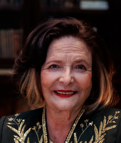 Helo&iacute;sa Teixeira foi eleita para ocupar a cadeira n&uacute;mero 30 da ABL, em 2023
