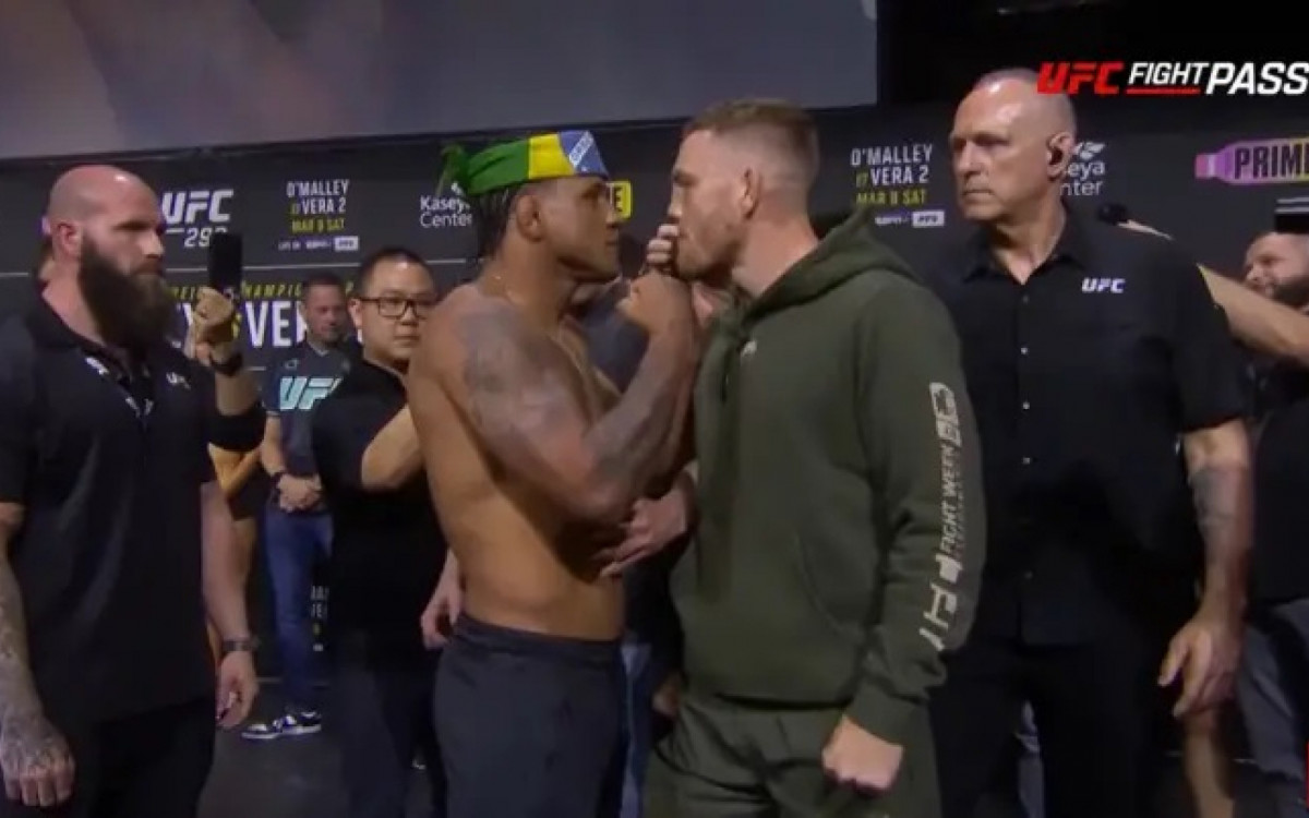 Gilbert Durinho será o único brasileiro em ação no card principal do UFC 299 

