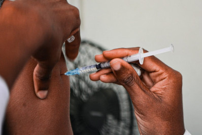 Nilópolis continua vacinação contra a dengue na faixa etária de 10 a 14 anos