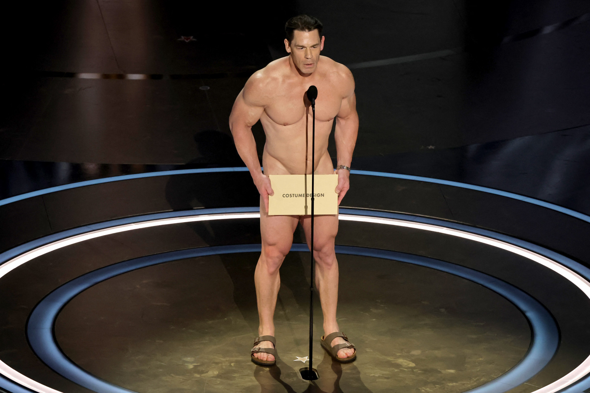 Melhores momentos do Oscar 2024 - John Cena pelado - AFP