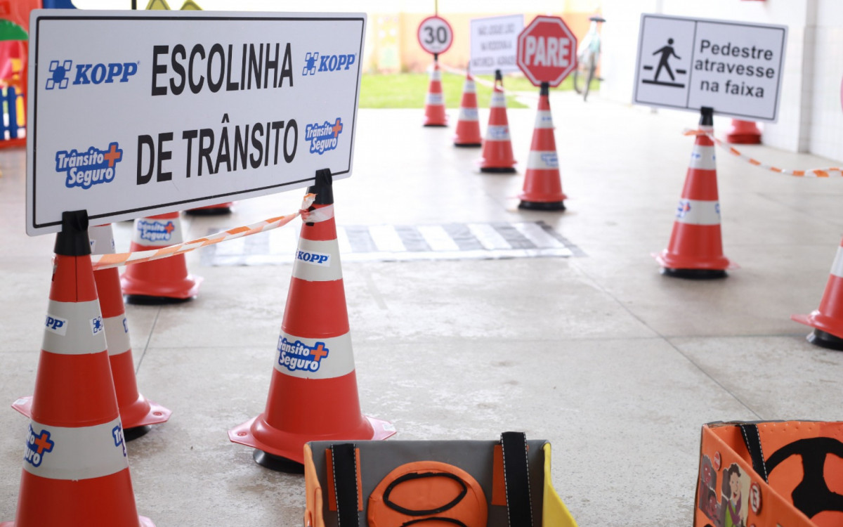 Um circuito foi montado para que as crianças visualizassem bem as atividades de educação no trânsito