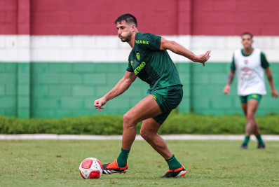 Recuperado de lesão, Gabriel Pires se aproxima de retorno no Fluminense