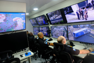 Caminhão equipado com câmeras e drones vai apoiar PM na segurança de grandes eventos