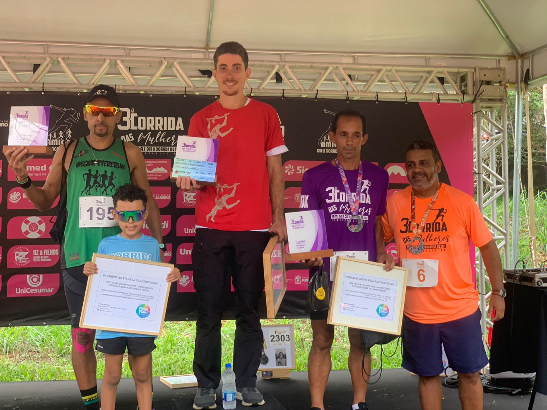 Pódio masculino 10 km - Divulgação