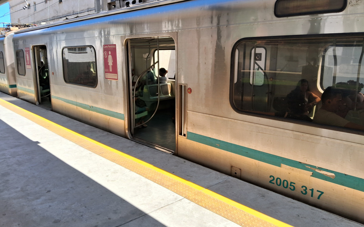 Local ganhou assentos preferenciais, sinalização tátil, adequação nas bilheterias, nas rampas para rota acessível e no acesso entre o trem plataforma