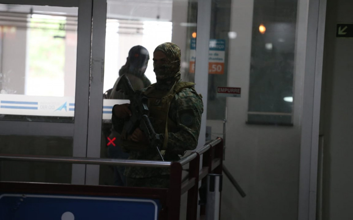 Policiais militares do Batalhão de Operações Especiais (Bope) conduziram a ação contra o sequestrador
