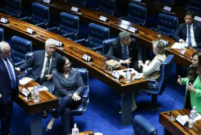 Senado aprova projeto com normas para ensino em tempo integral