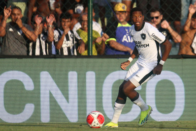 Com Yarlen, Botafogo divulga lista de relacionados para jogo contra o Bragantino