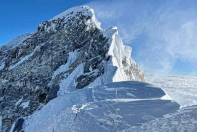 Novas regras no Nepal para segurança dos montanhistas e limpeza do Everest