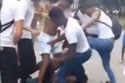 Adolescente é espancado por grupo de alunos na porta de escola em Paciência