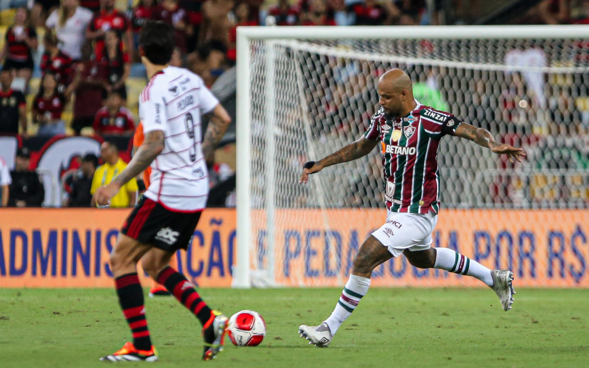 Felipe Melo, do Fluminense, em ação contra o Flamengo - Marcelo Gonçalves / Fluminense