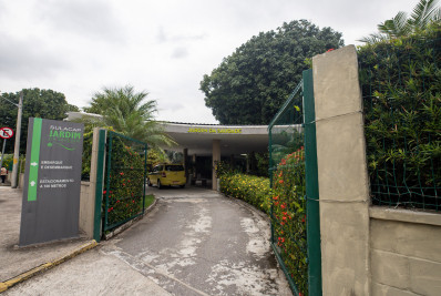 Homem morto a tiros em Bento Ribeiro é sepultado a Zona Oeste