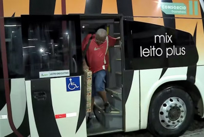 Passageiros feitos de reféns na Rodoviária do Rio chegam a Juiz de Fora