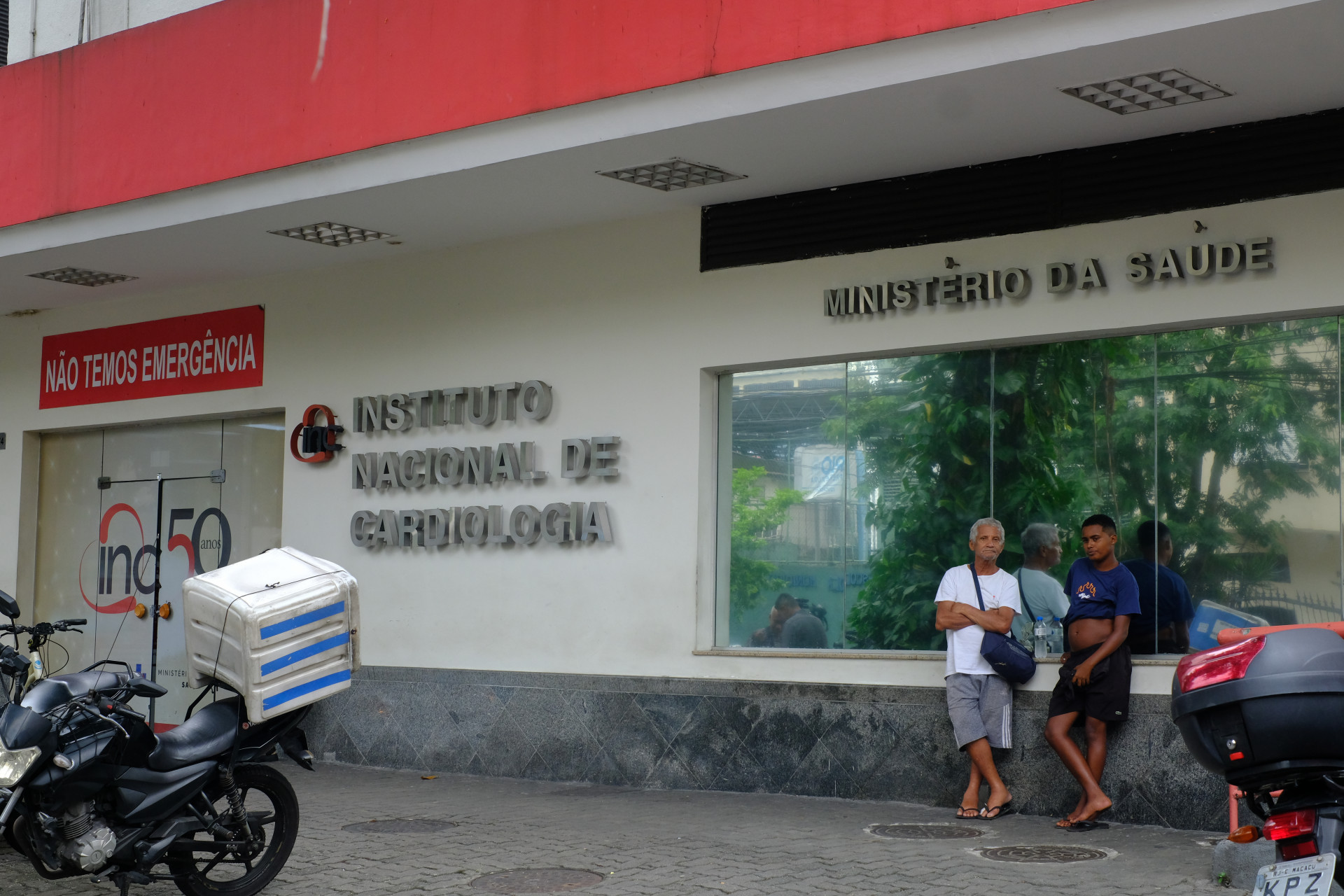 Homem que foi baleado na Rodoviária Novo Rio está internado em estado grave no Instituto Nacional de Cardiologia em Laranjeiras, nesta quarta-feira (13). - Pedro Ivo/Agência O Dia