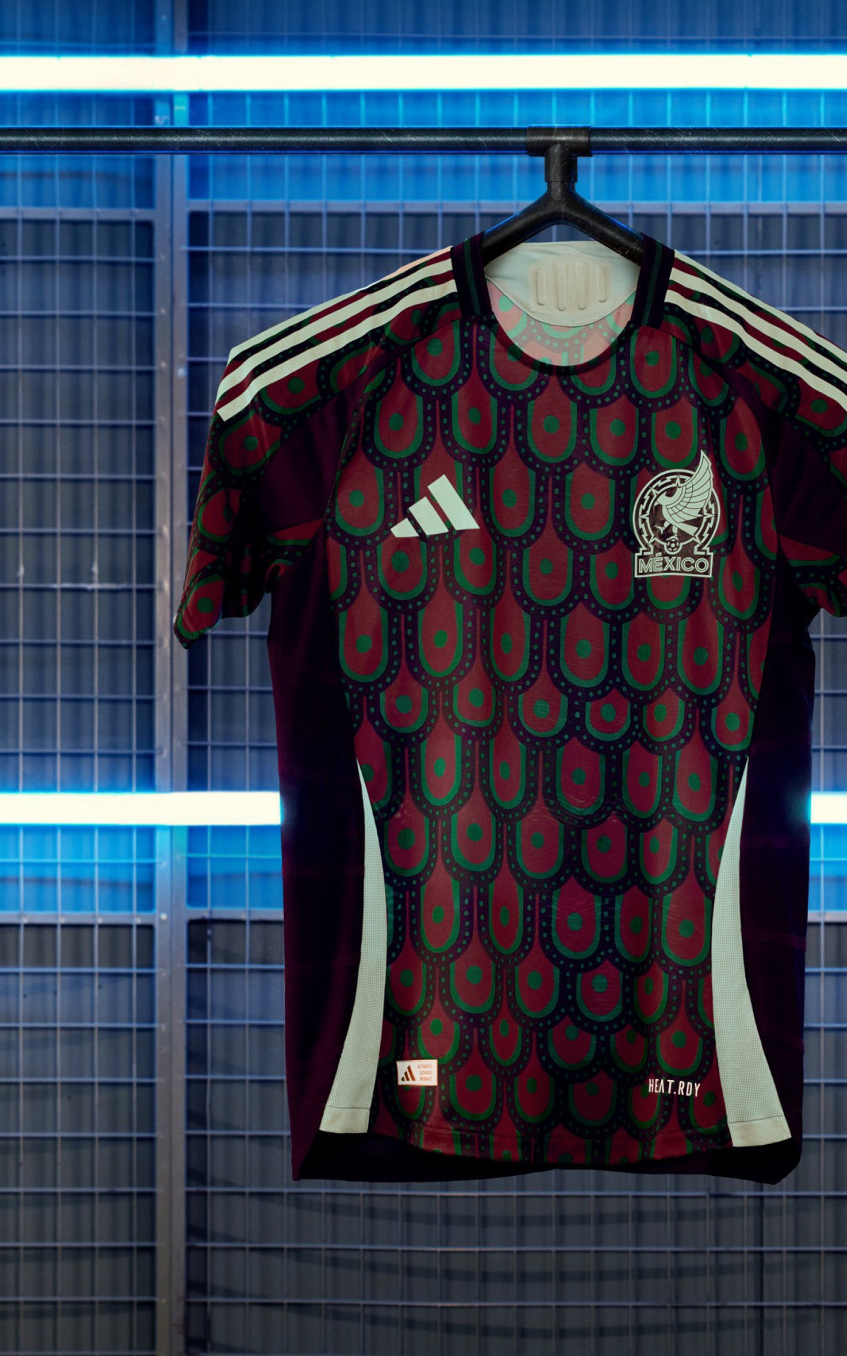 Segunda camisa do México também tem detalhes com referências à cultura do país