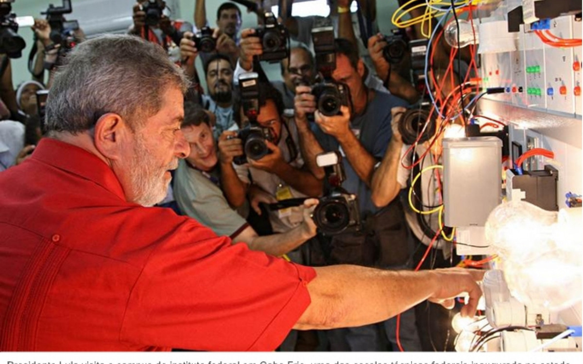 Lula visitou os laboratórios e instalações do campus