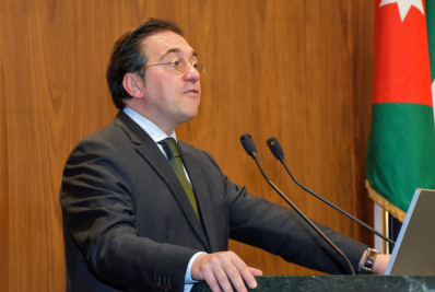 Chanceler espanhol defende no Egito criação de Estado palestino