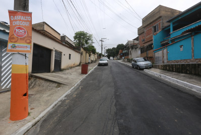 Prefeito Waguinho entrega 18 ruas urbanizadas no Jardim Anápolis em Belford Roxo