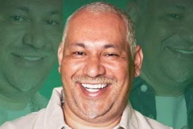 Chrigor comemora alta hospitalar e avisa: 'Estou bem'