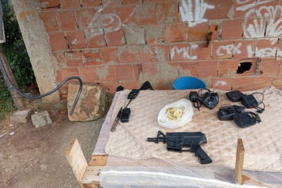 Material do tráfico é apreendido em Mesquita