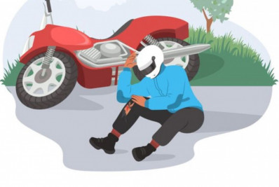 Três motos, três quedas, três sobreviventes