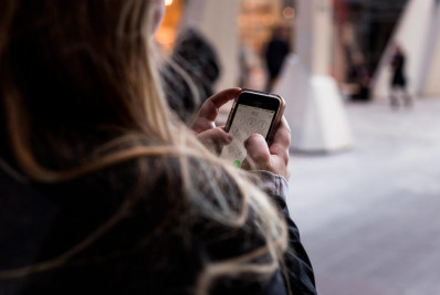 Governo define grupo de trabalho sobre uso indevido de telas por crianças e adolescentes