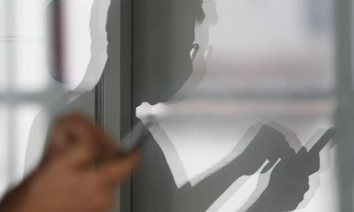 Android 15 poderá encontrar celular perdido mesmo se estiver desligado