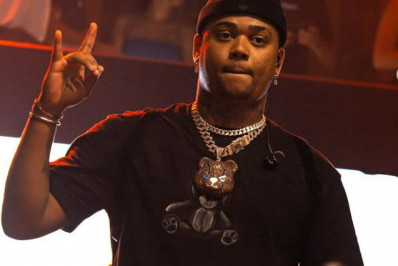 Rapper relata susto após carro ser alvo de tiros na Avenida Brasil: 'Livramento'