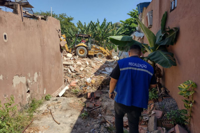 15 imóveis irregulares nas Pedreiras são demolidos pela Prefeitura de Maricá