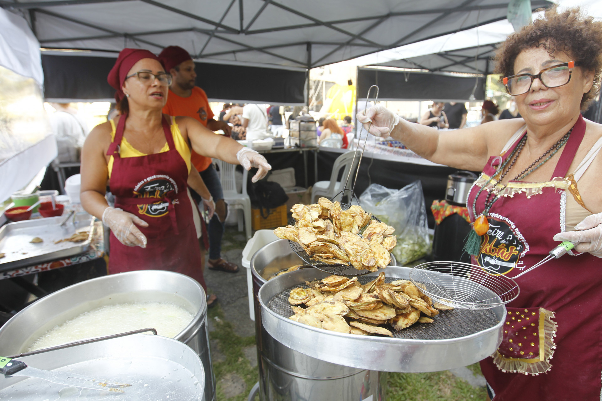 Feira das Yabás: música boa e comida gostosa - Reginaldo Pimenta / Agência O Dia