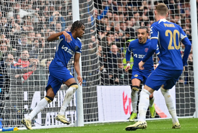 Chelsea sofre, mas bate o Leicester e vai à semifinal da Copa da Inglaterra