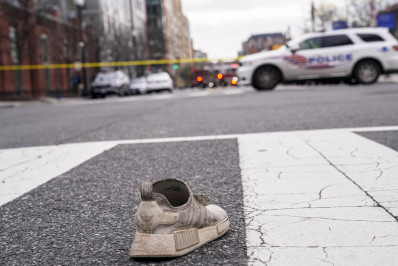 Atirador deixa dois mortos e cinco feridos na capital dos EUA