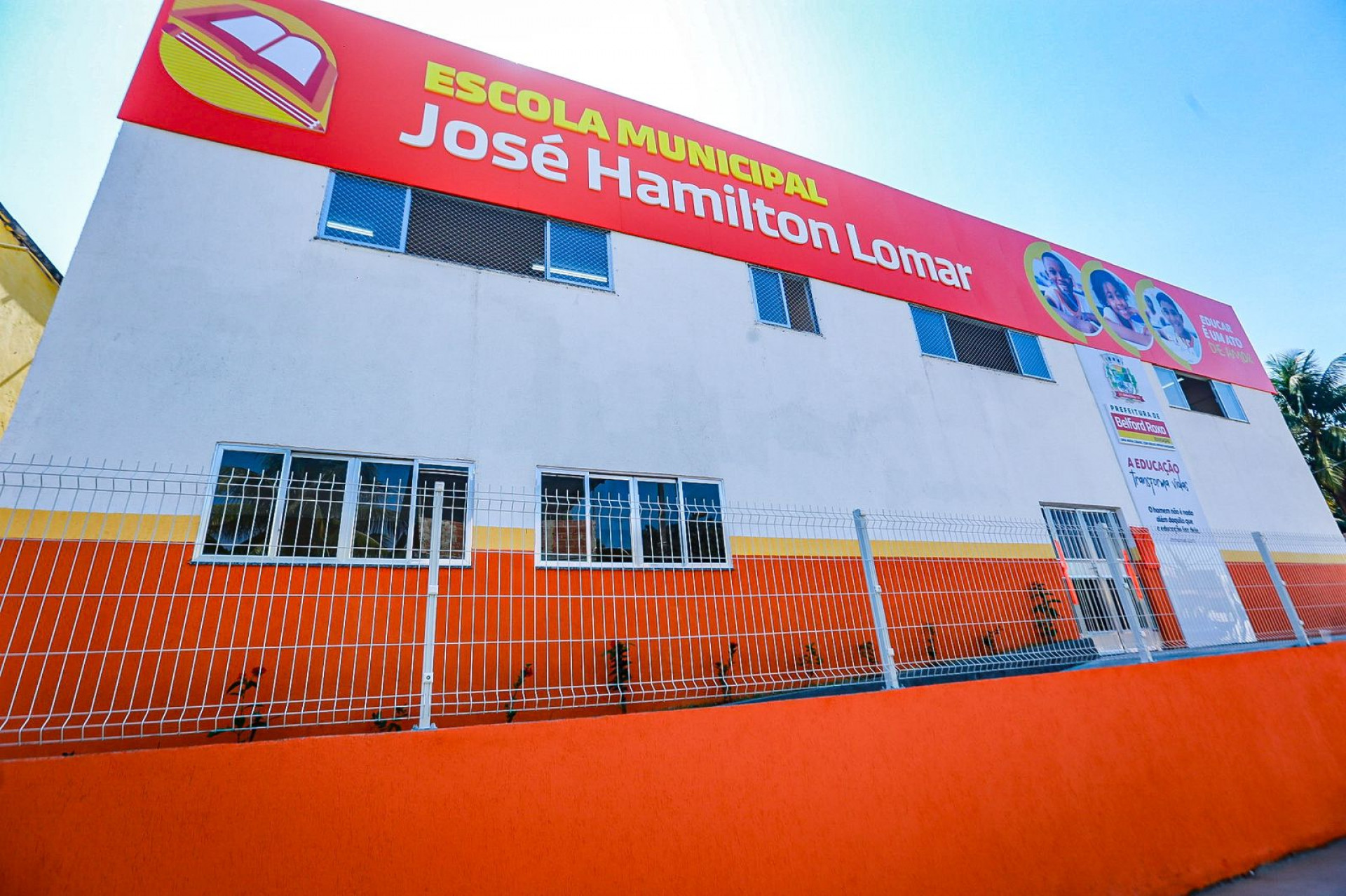 A Escola Municipal José Hamilton Lomar tem capacidade para cerca de 700 alunos - Rafael Barreto/PMBR
