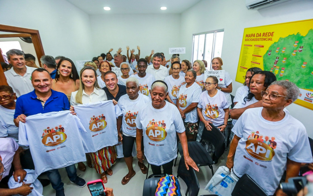 Integrantes da API receberam com entusiasmo o prefeito Waguinho, o ministro Wellington Dias, a deputada Daniela do Waguinho e os secretários Matheus Carneiro e Tati Ervite