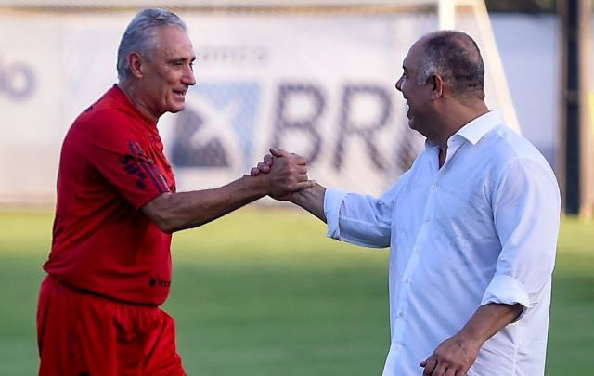 Tite ao lado de Marcos Braz no Ninho do Urubu - Marcelo Cortes/Flamengo