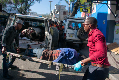 No Haiti, massacres chegam à área mais rica