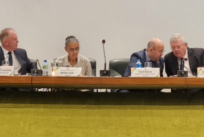 Prefeito Axel Grael participa de oficina de federalismo climático em Brasília