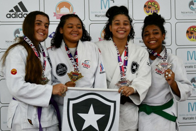 Botafogo Judô conquista 23 medalhas e classifica 12 atletas para o Brasileiro Regional