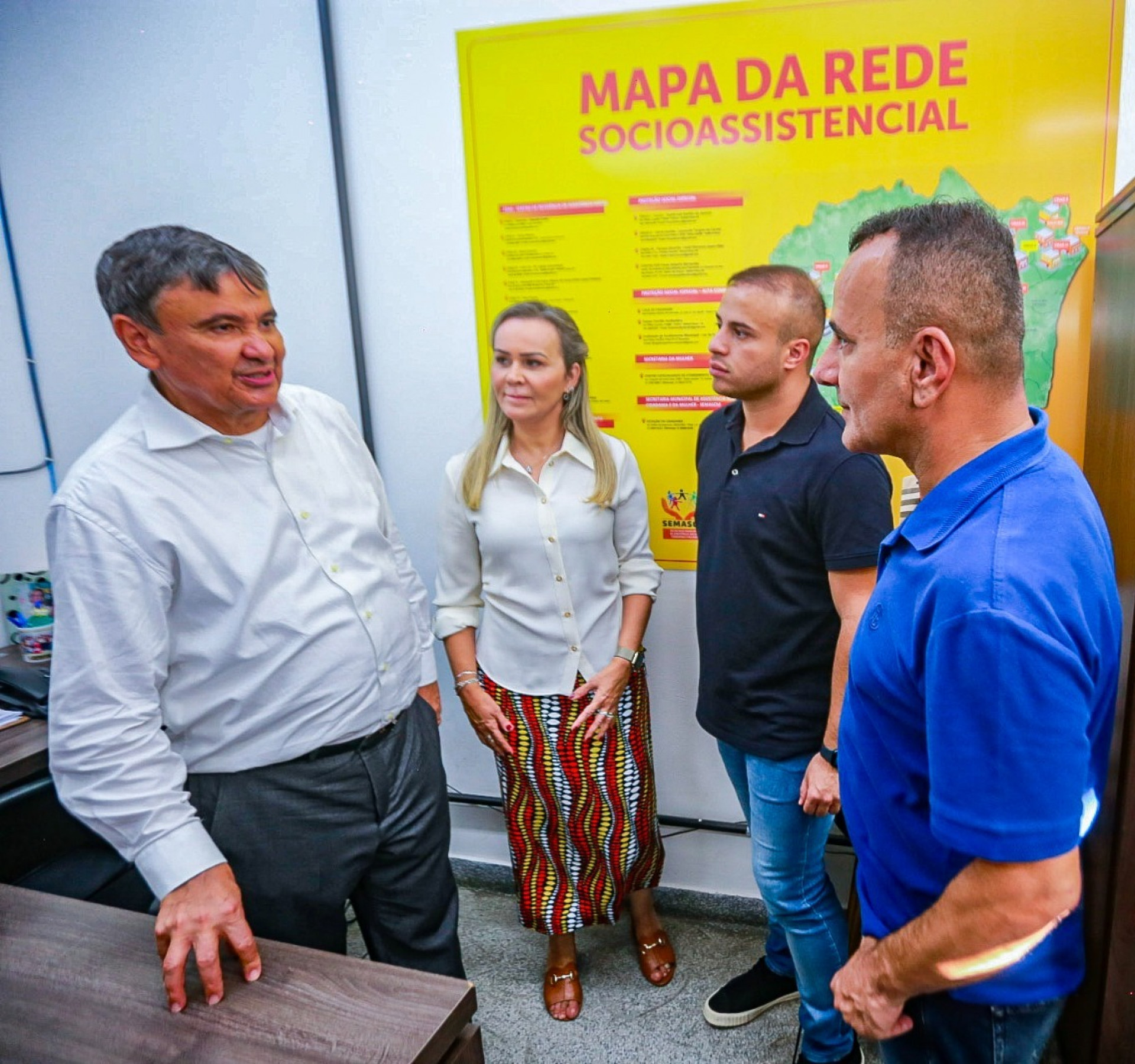 Ministro Wellington Dias, deputada Daniela do Waguinho, secret&aacute;rio Matheus Carneiro e prefeito Waguinho conversaram, sobre o funcionamento da Esta&ccedil;&atilde;o da Cidadania - Rafael Barreto/PMBR