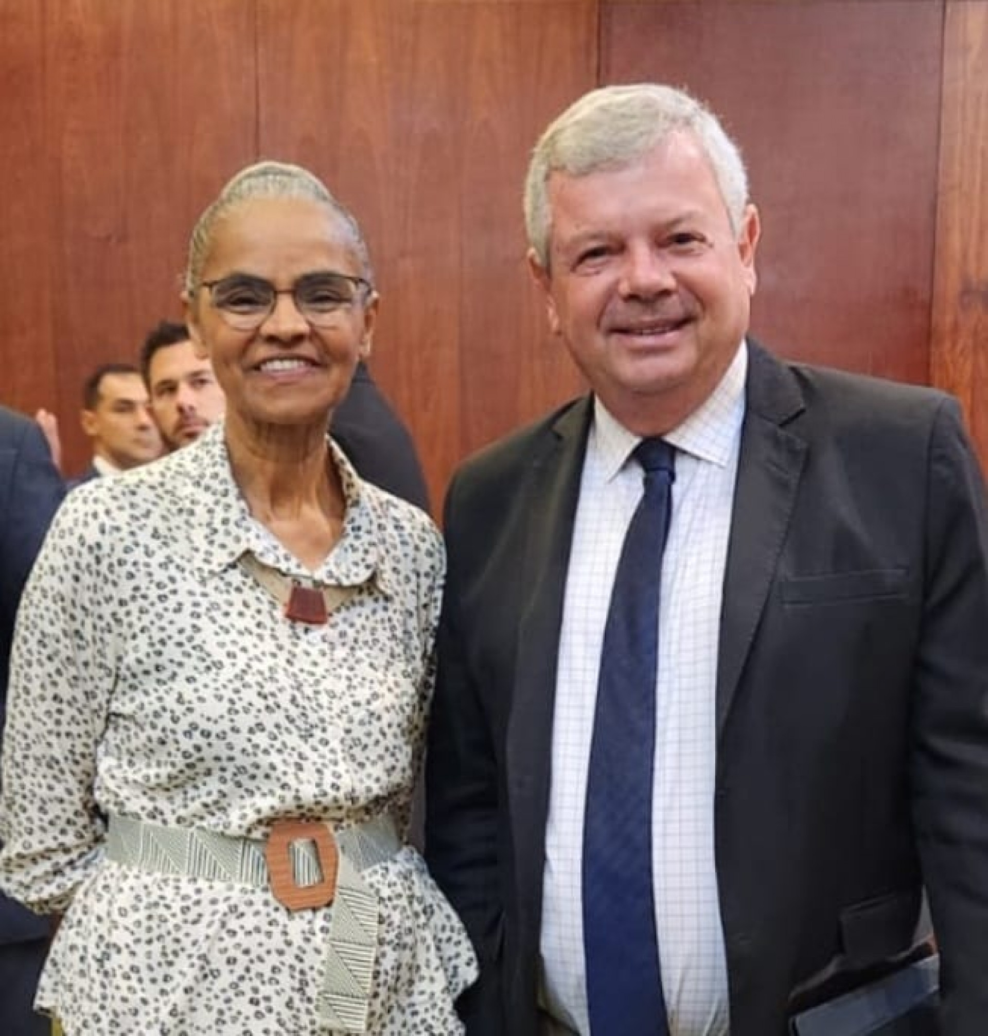 Marina Silva e Axel Grael: parceria no enfrentamento das consequ&ecirc;ncias de eventos clim&aacute;ticos extremo