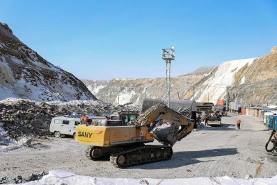 Ao menos 13 trabalhadores ficam presos após deslizamento em mina de ouro na Rússia