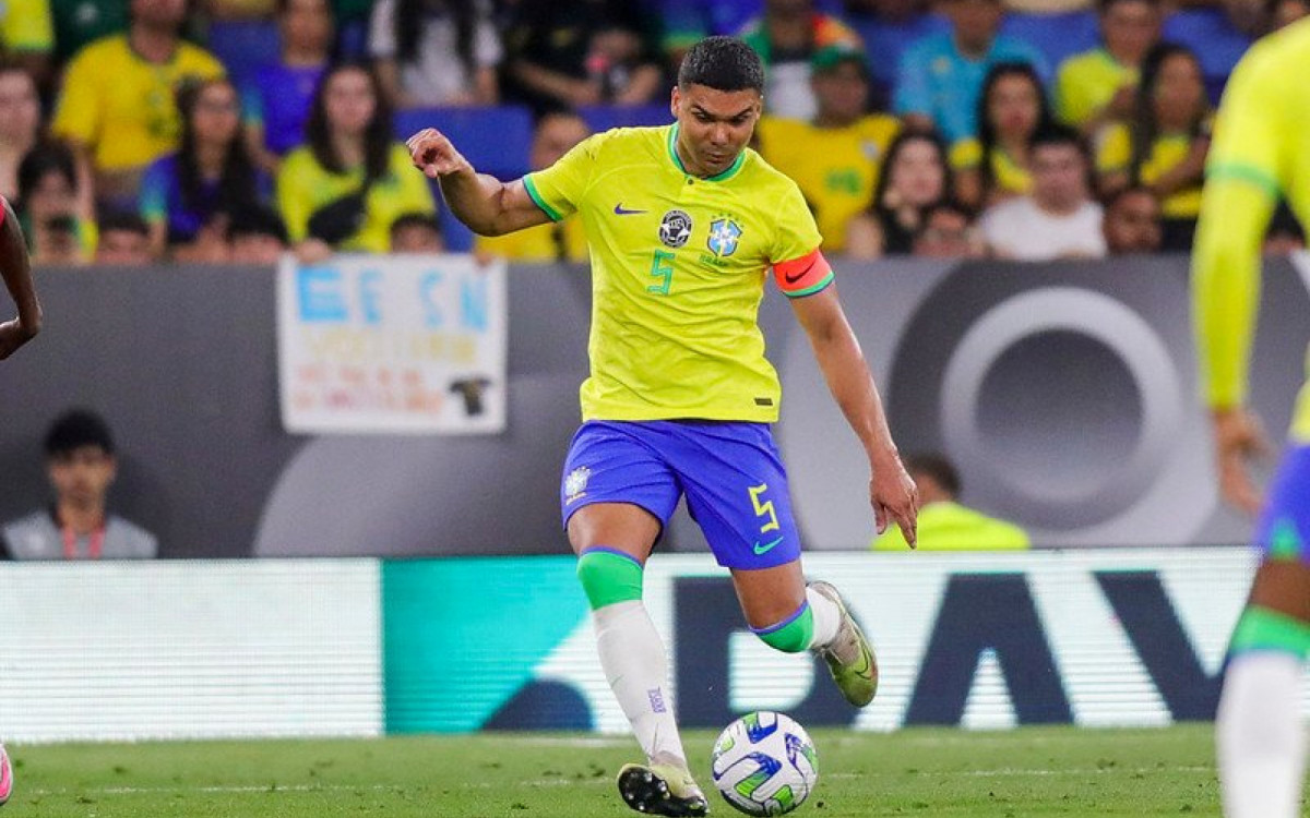 De Manchester a Londres de carro: Casemiro faz valer m&aacute;xima e se encontra com Dorival