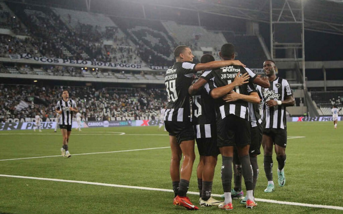Botafogo pode ter mais cinco inscritos na fase de grupos da Libertadores