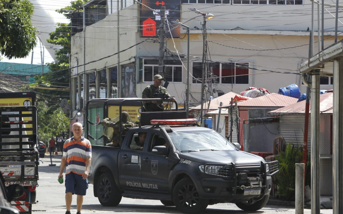 PMs atuam nas comunidades da Nova Holanda e Parque União, no Complexo da Maré - Reginaldo Pimenta/Agência O DIA