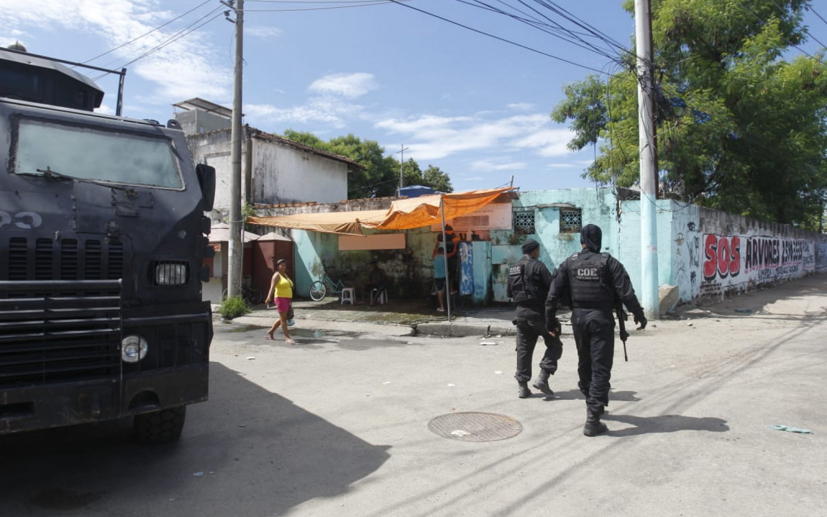 PMs atuam nas comunidades da Nova Holanda e Parque União, no Complexo da Maré - Reginaldo Pimenta/Agência O DIA